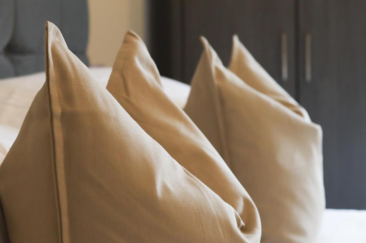 Cosy Ardrossan Apartment Bagian luar foto